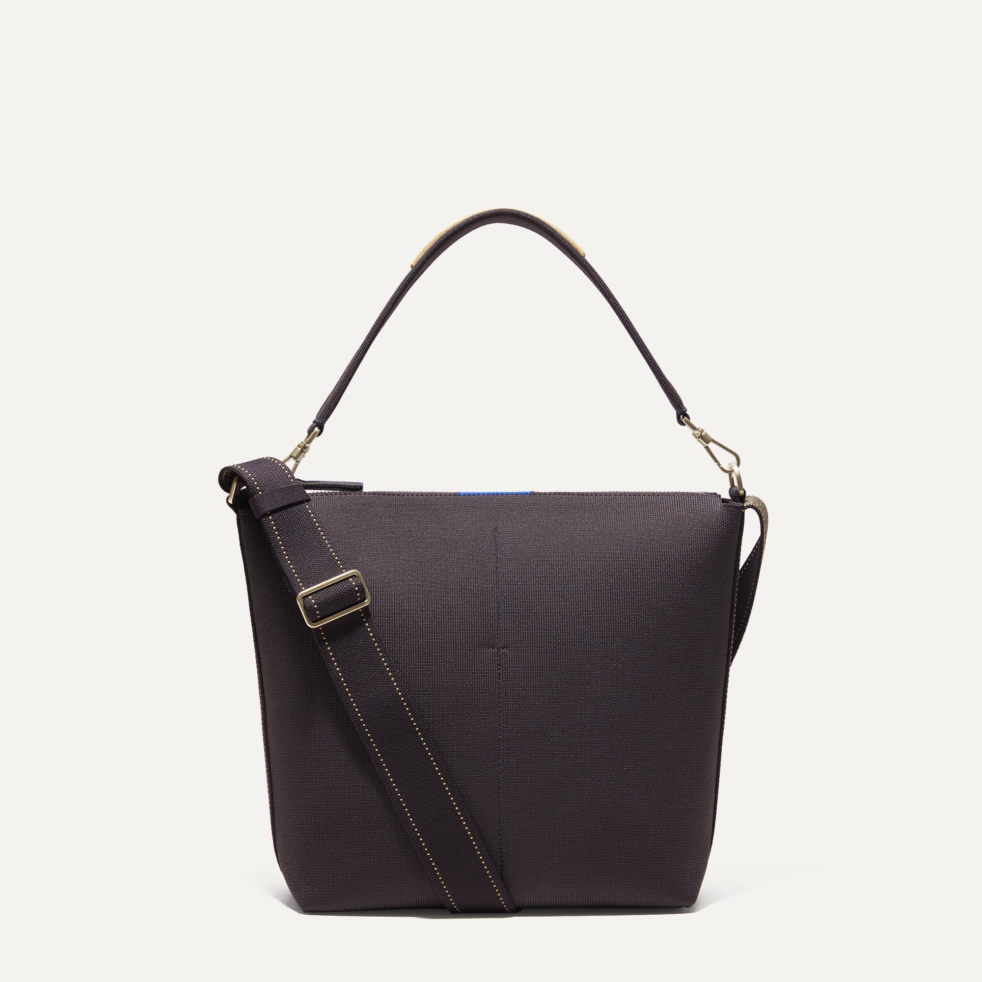 Shops Rothy’s “The Daily Crossbody” BRAND NEW Rich Cocoa