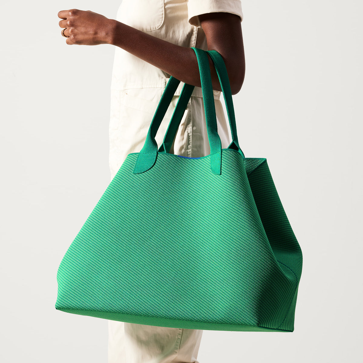 The Lightweight Mega Tote in Courtside White