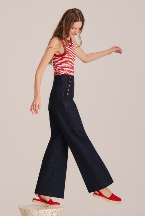 Woman wearing The D'Orsay Espadrille in Bright Red Crochet.