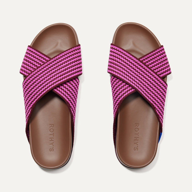 The Weekend Slide in Sangria Stripe shown from the top.