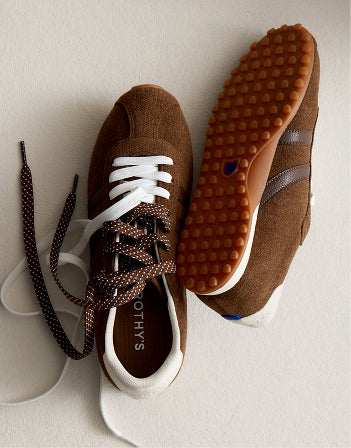 The Ivy Sneaker in ReVelvet Cinnamon