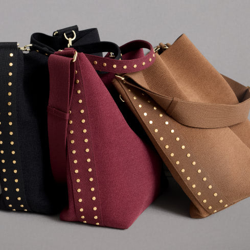 The Crossbody Camera Bag in Black Licorice Open-Knit | Rothy's