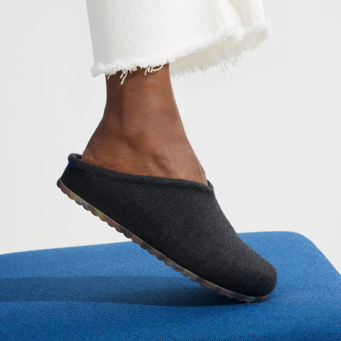 The Cozy Clog in Cookies and Cream Bouclé | Rothy's