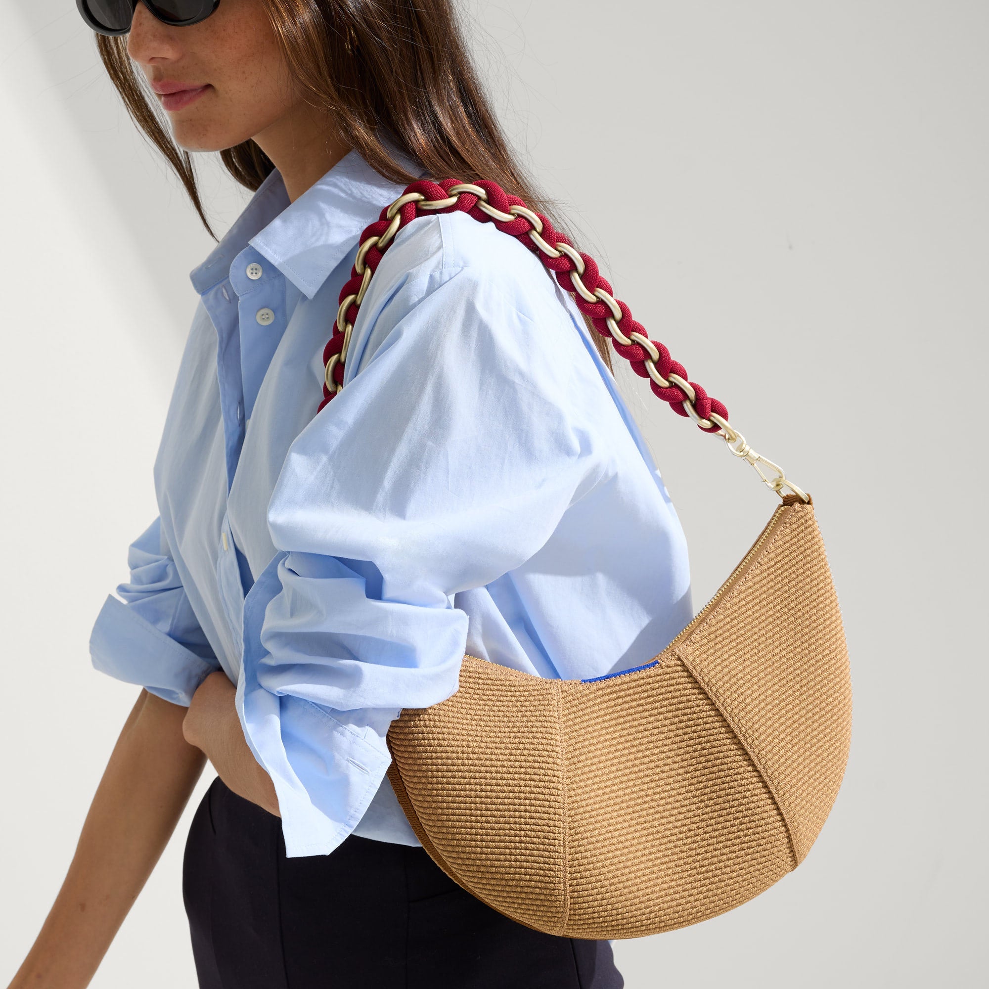 The Shoulder Strap in Cranberry Chain - Thumbnail 4