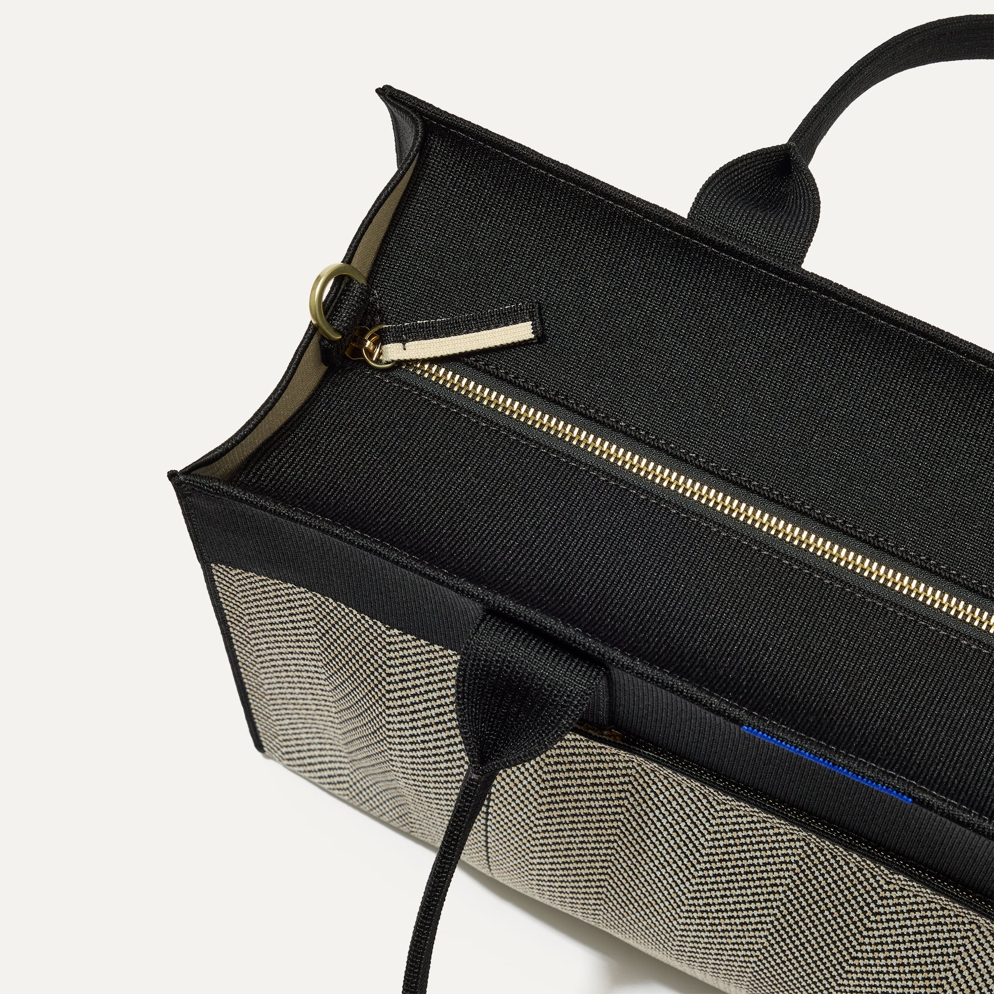 The Classic Tote in Black Herringbone - Thumbnail 5