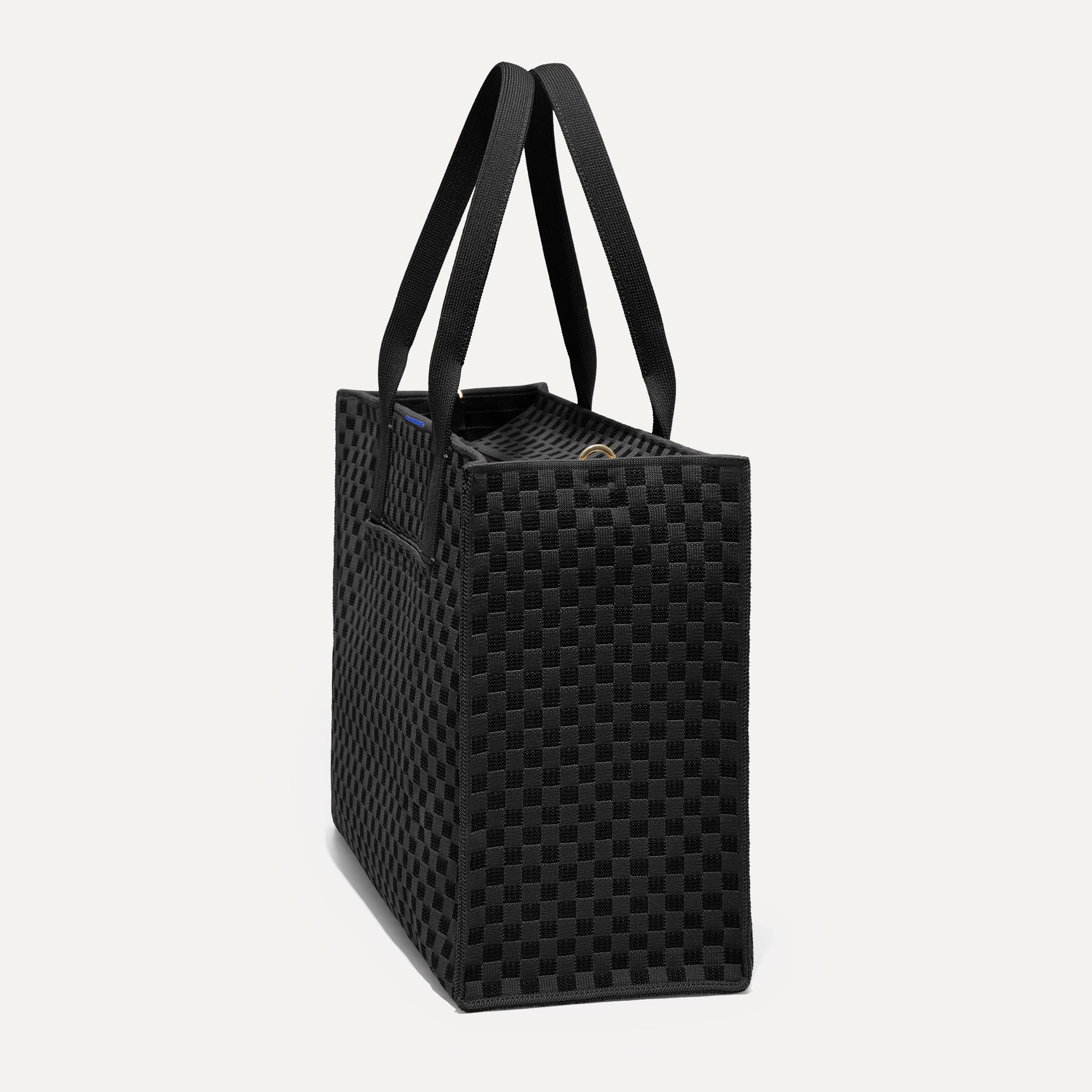 The Classic Tote in Black Sand - Thumbnail 2