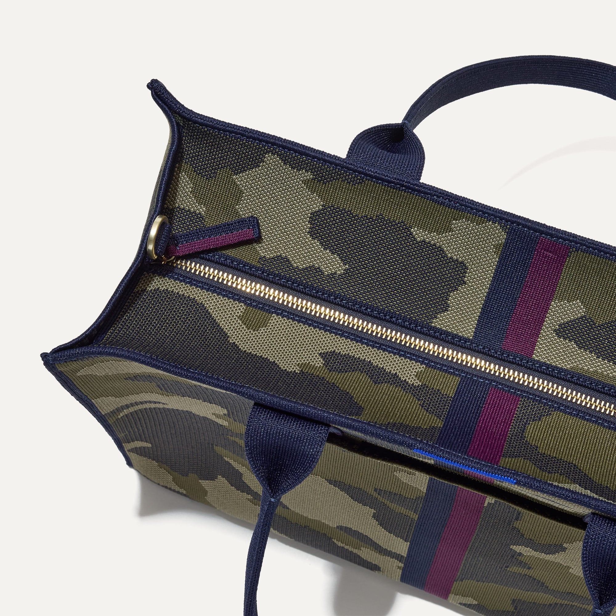The Classic Tote in Spruce Camo - Thumbnail 5