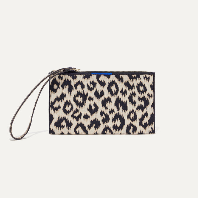 The Wallet Wristlet in Sandy Cat, shown from the front.
