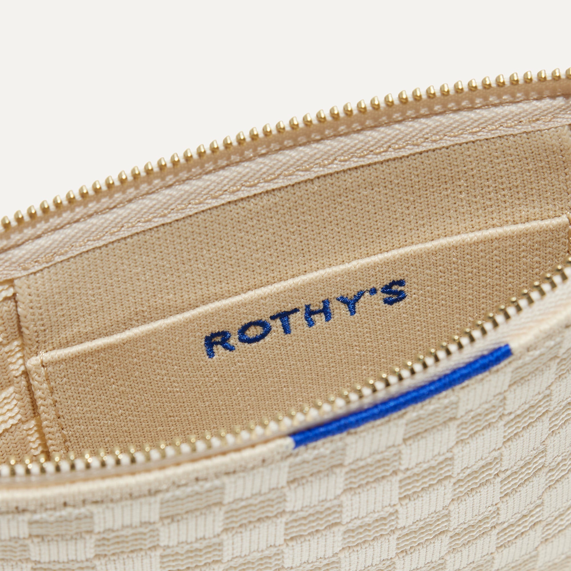 The Wallet Wristlet in Vanilla Basketweave - Thumbnail 4