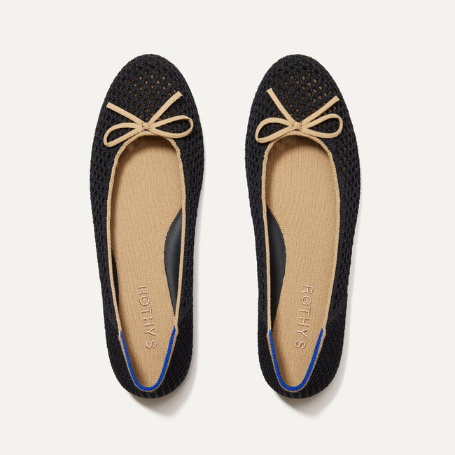 The Ballet Flat in Noir Mesh | Women's Shoes | Rothy's