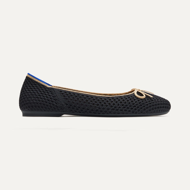The Ballet Flat in Noir Mesh shown from the side. 