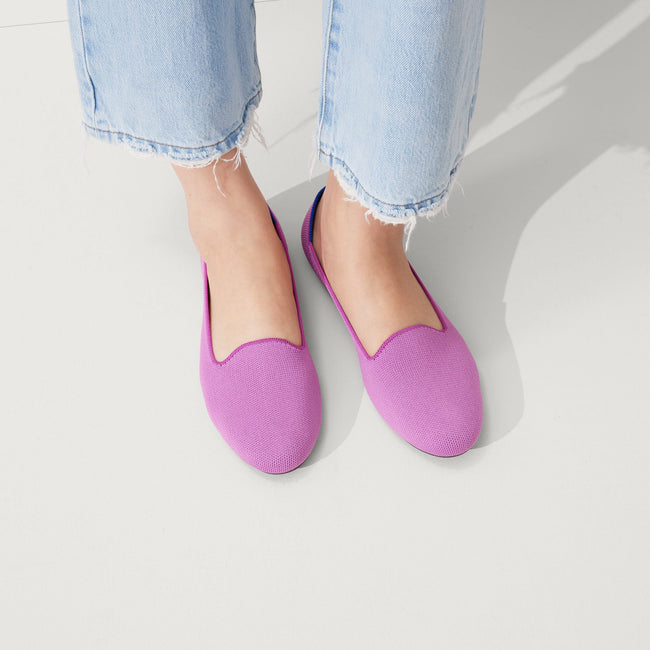Model wearing The Lounge Loafer in Soft Orchid.