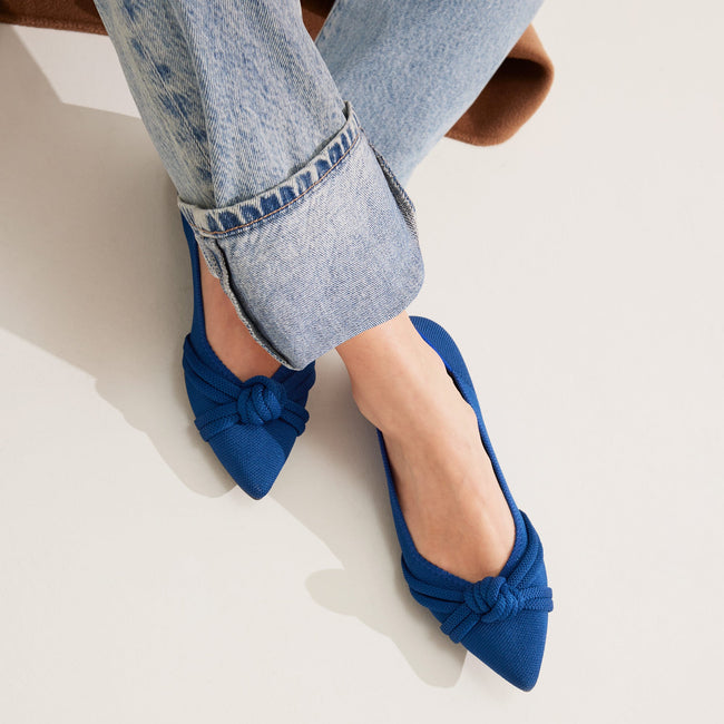 Knot Pointed Toe Flat in Ocean Blue | Rothy's