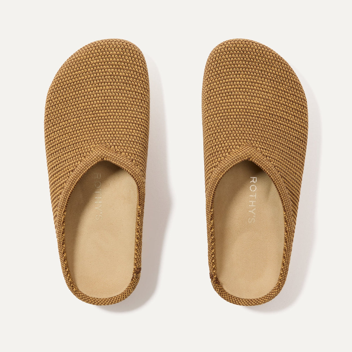 The Casual Clog in Wheat Raffia-Knit | Rothy's
