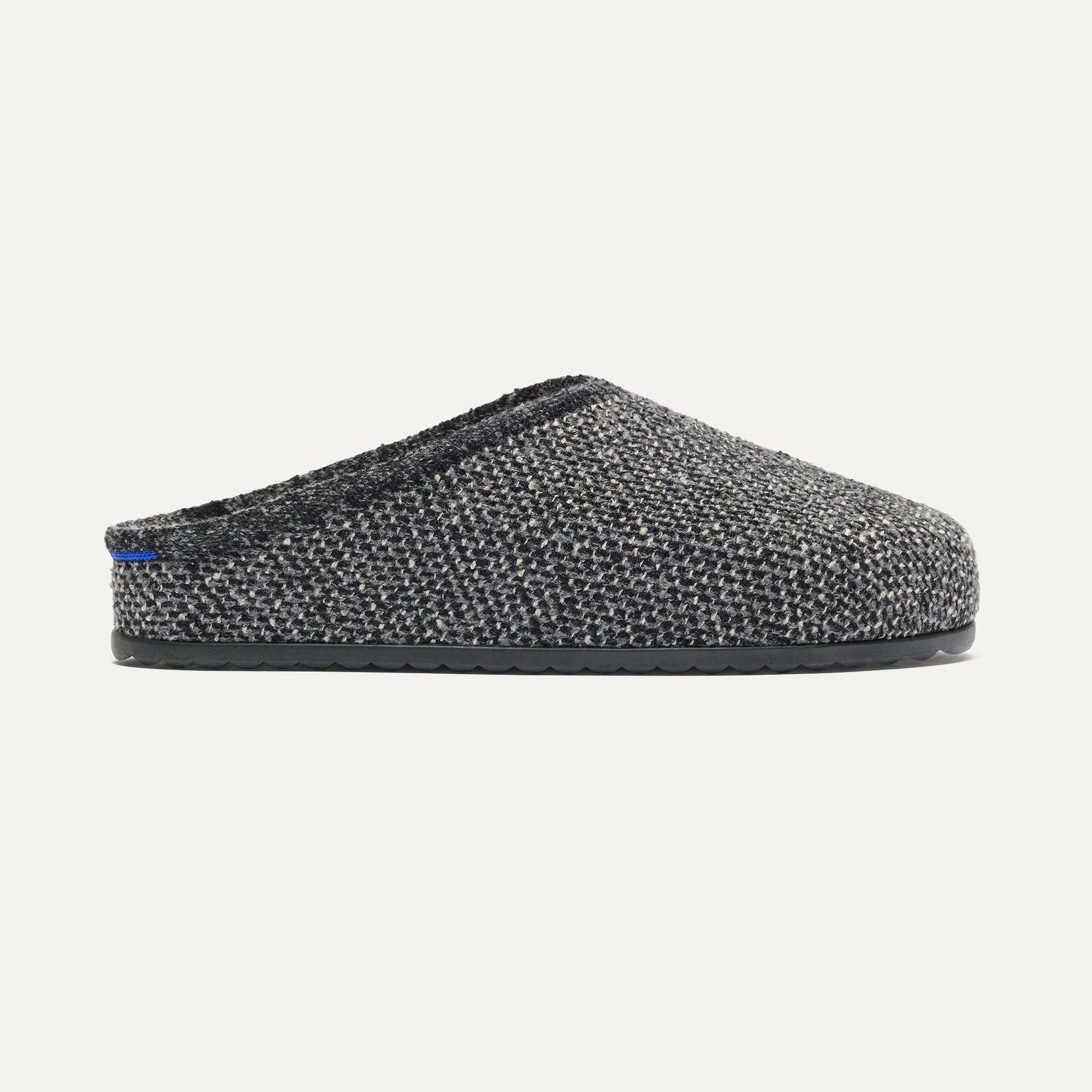 The Cozy Clog in Black Sesame Bouclé | Rothy