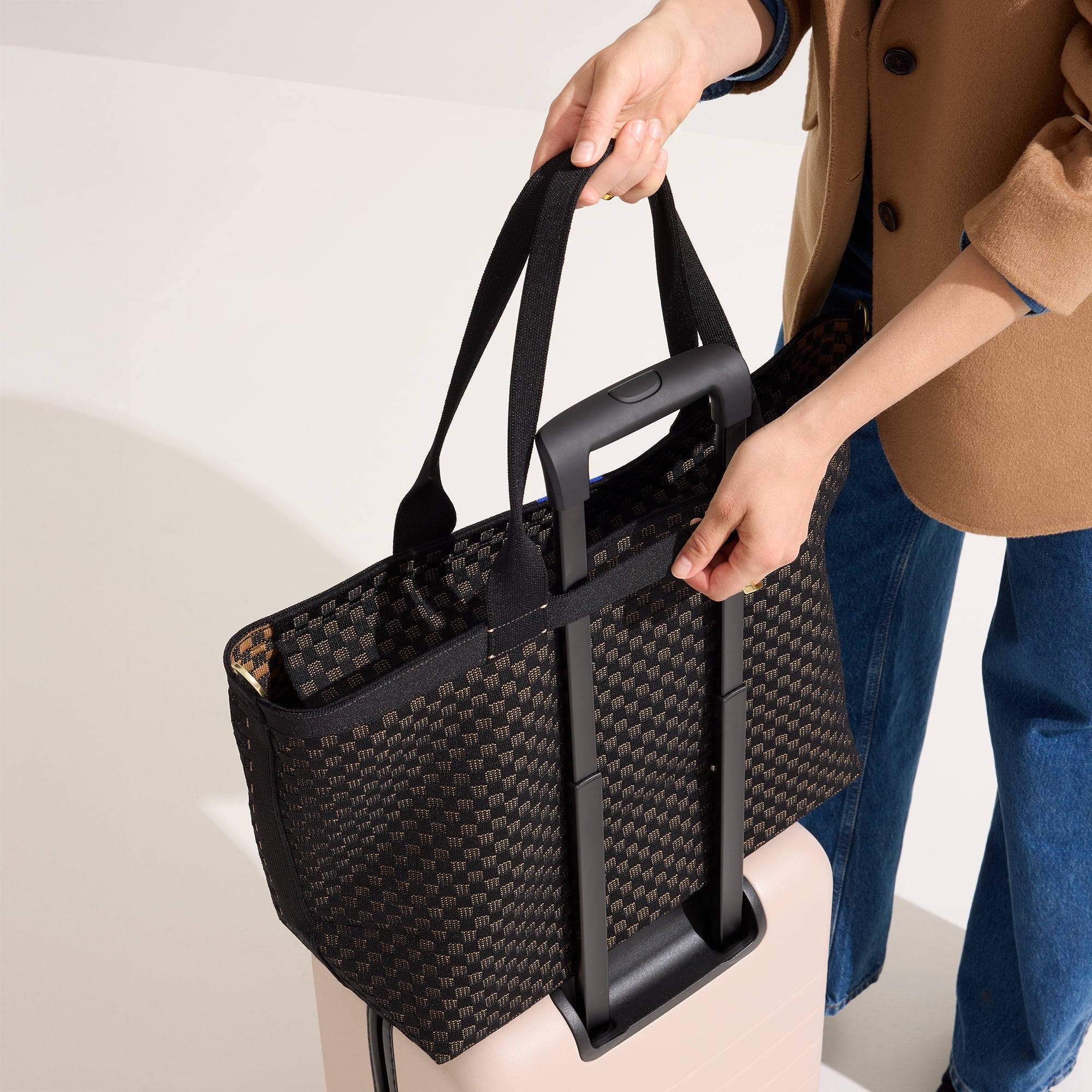 black travel tote bag Rothy's