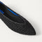 macro | Close up of the toe and vamp on The Point III in Graphite Tweed.