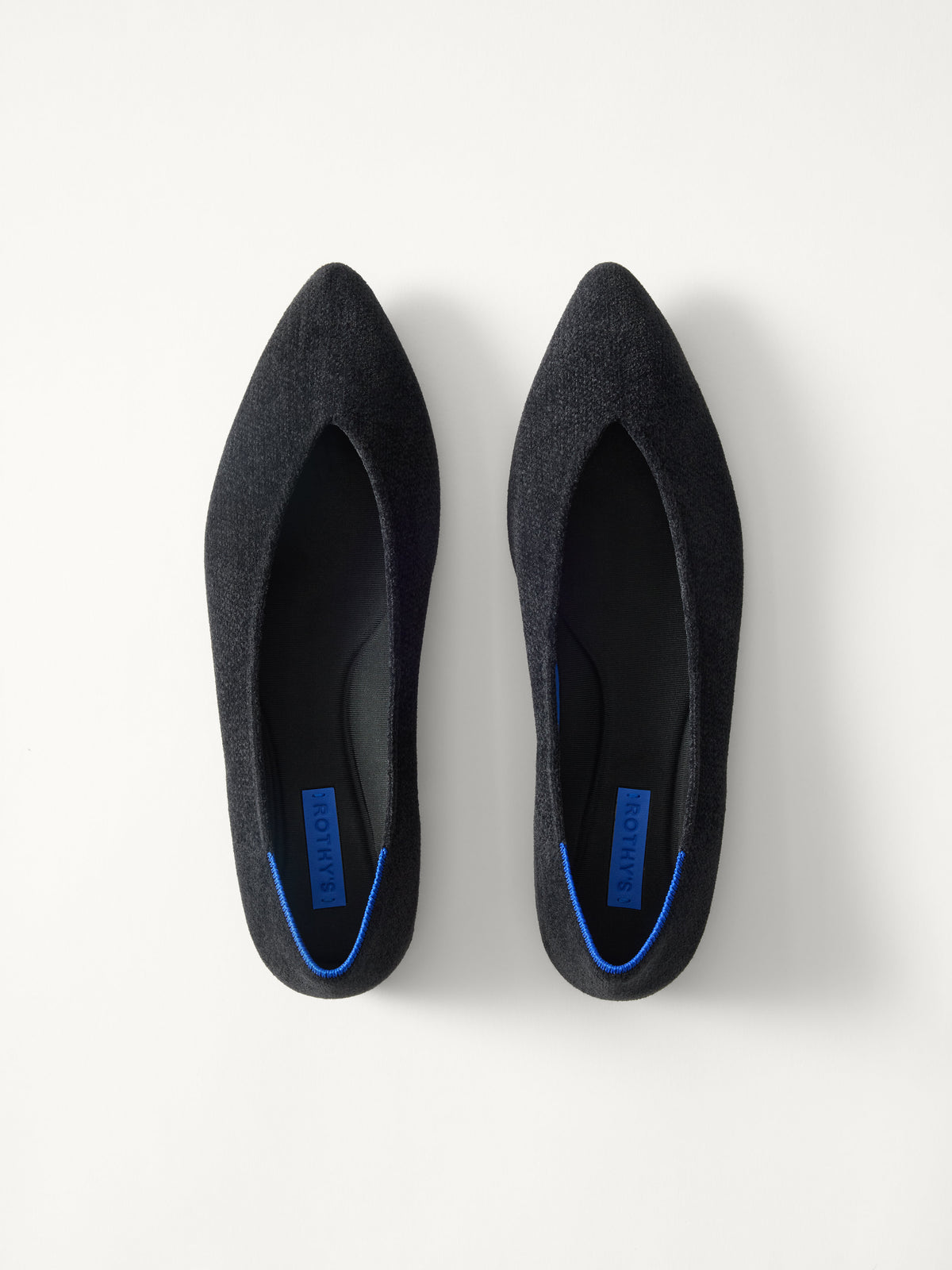 The Point III in ReVelvet Black shown from the top.