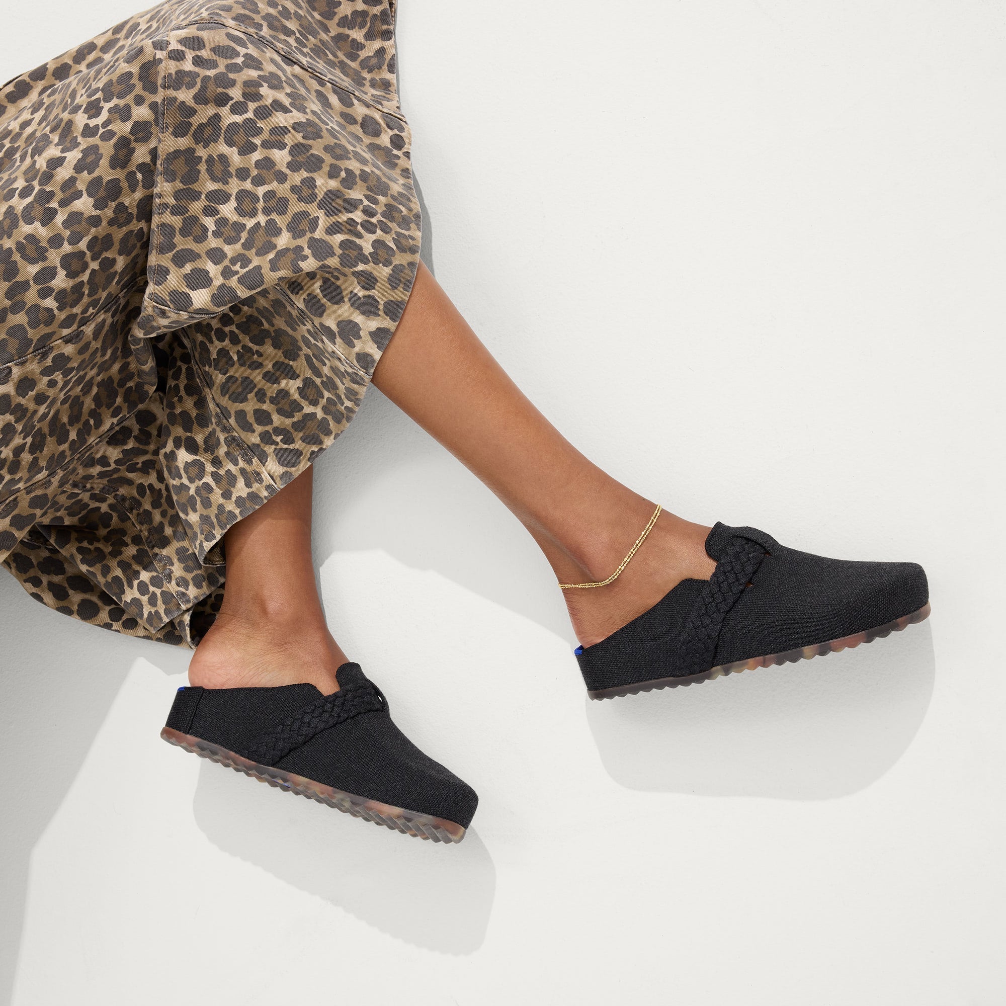 The Braid Clog in Black | Women display picture 1
