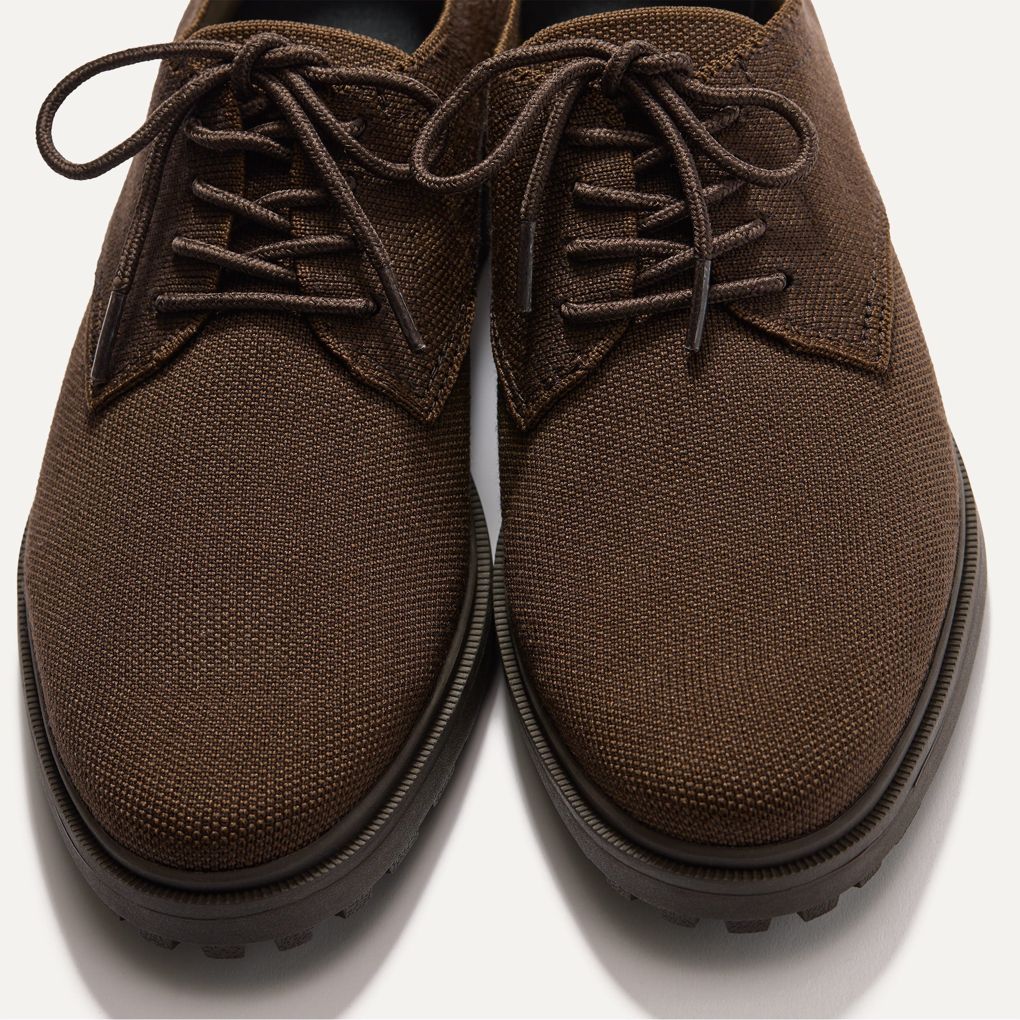 The Lug Oxford in Dark Chocolate | Men's Oxfords | Rothy's