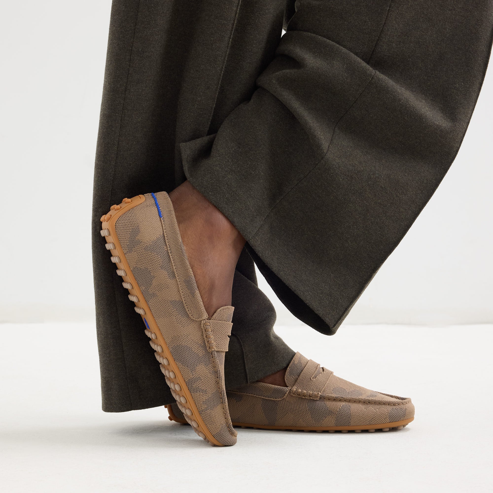 Rothy’s Driving Loafer Light Brown Knit Size 9.5M Slip on Rothy\ main image 4