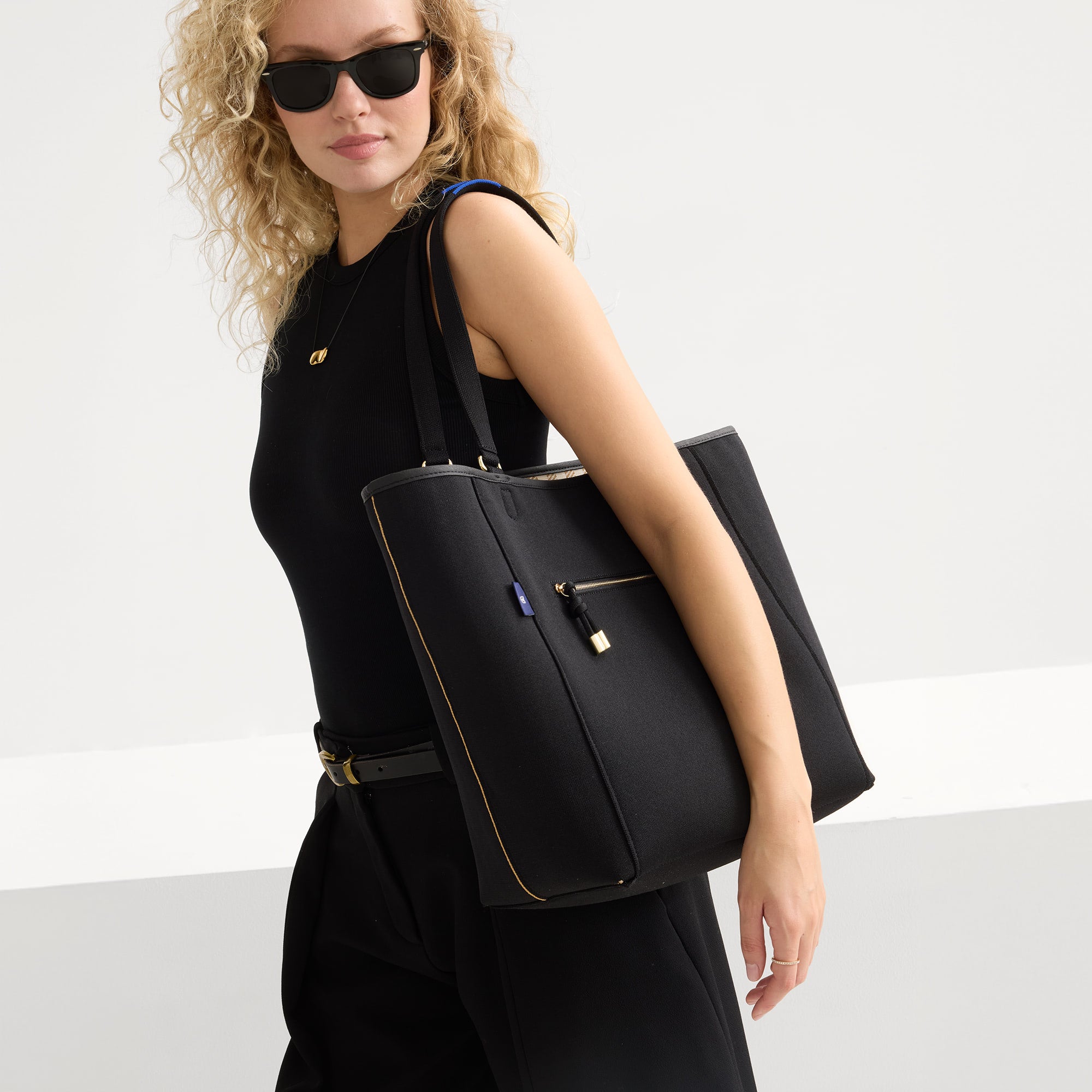 The Two-Way Tote in Sandbar | Rothy's