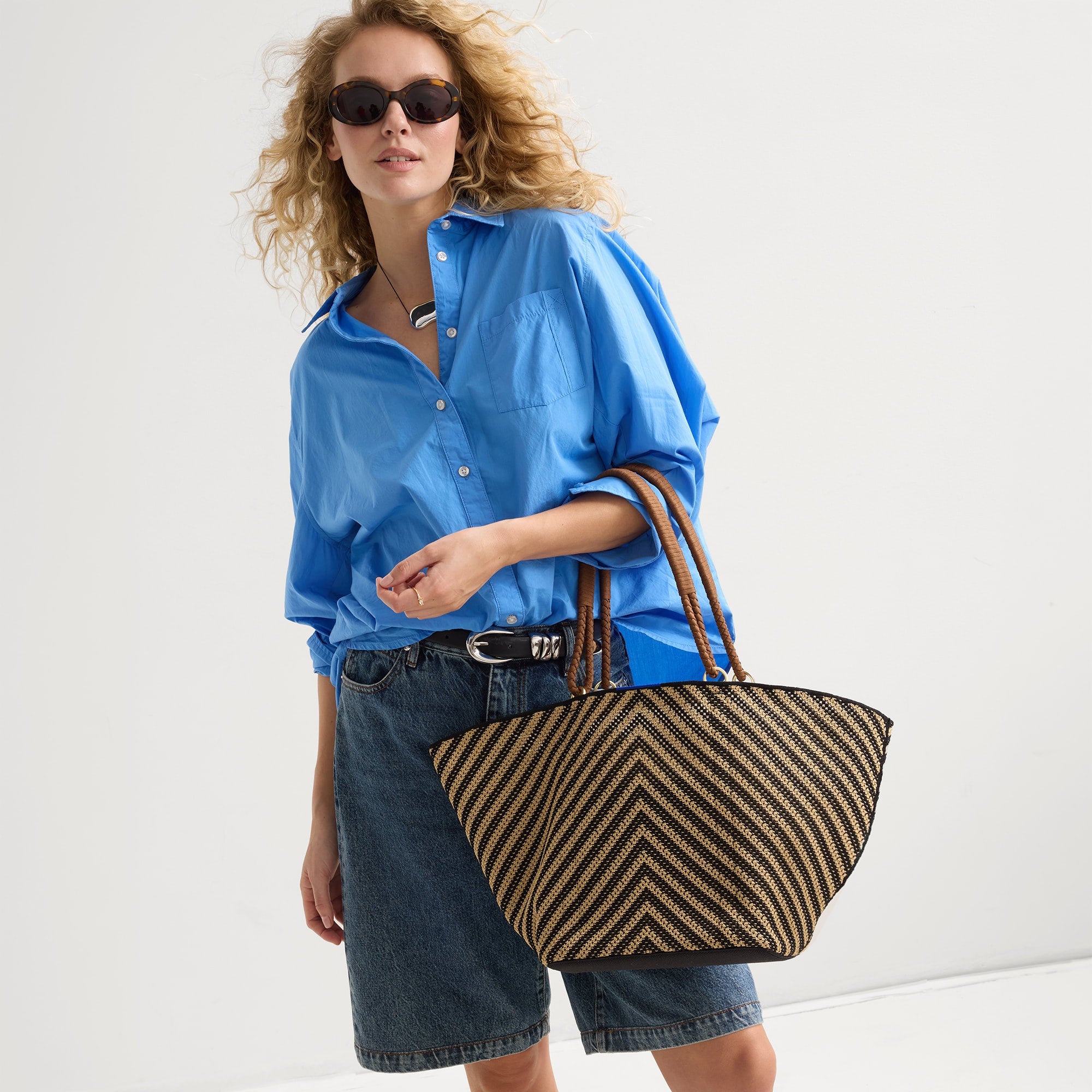 Women's Beach Bag in Toffee Chevron