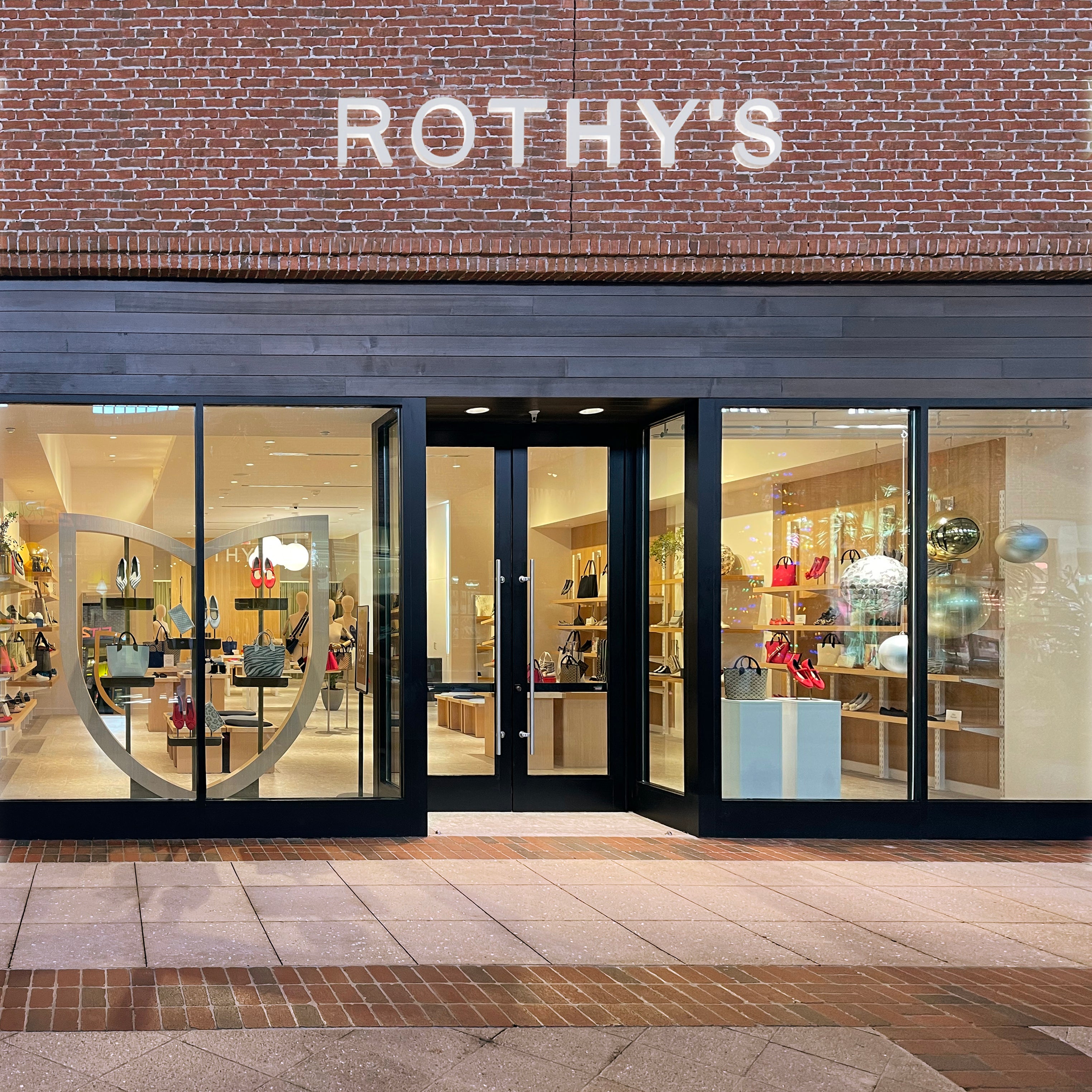 Stores that clearance sell rothys shoes