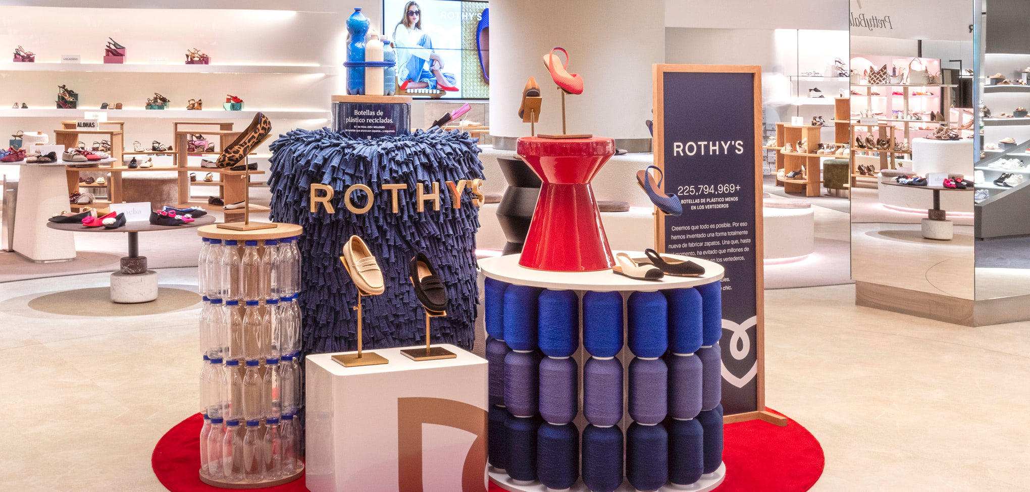Visit your local Rothy’s at El Corte Inglés