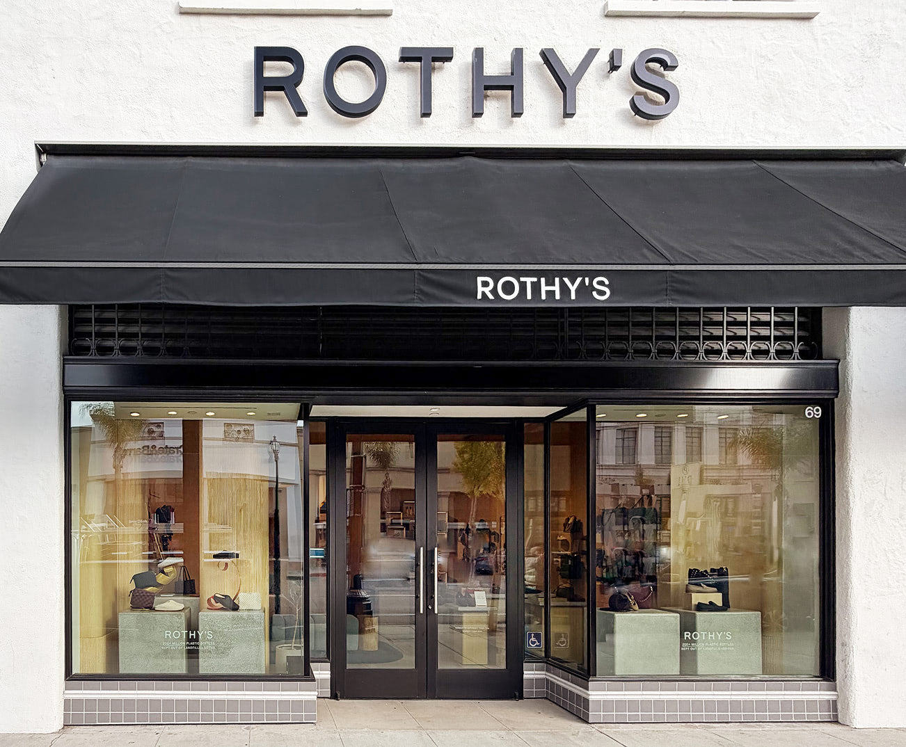 Photograph of Rothy's Pasadena Rothy's store in Pasadena, CA