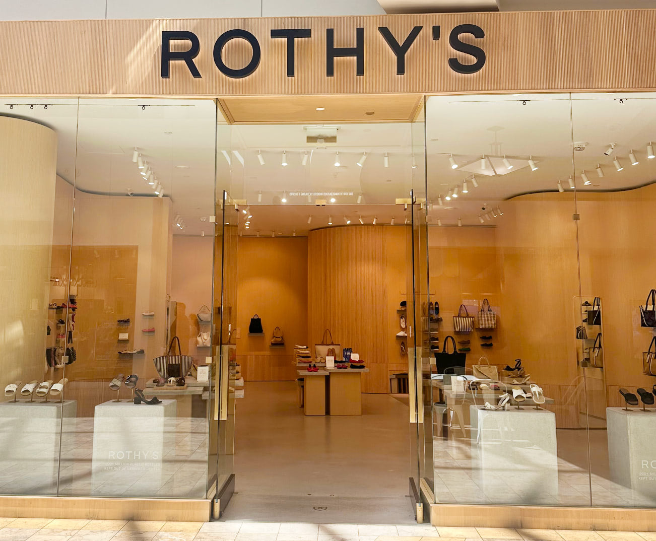 Photograph of Rothy's Fashion Square Rothy's store in Scottsdale, AZ