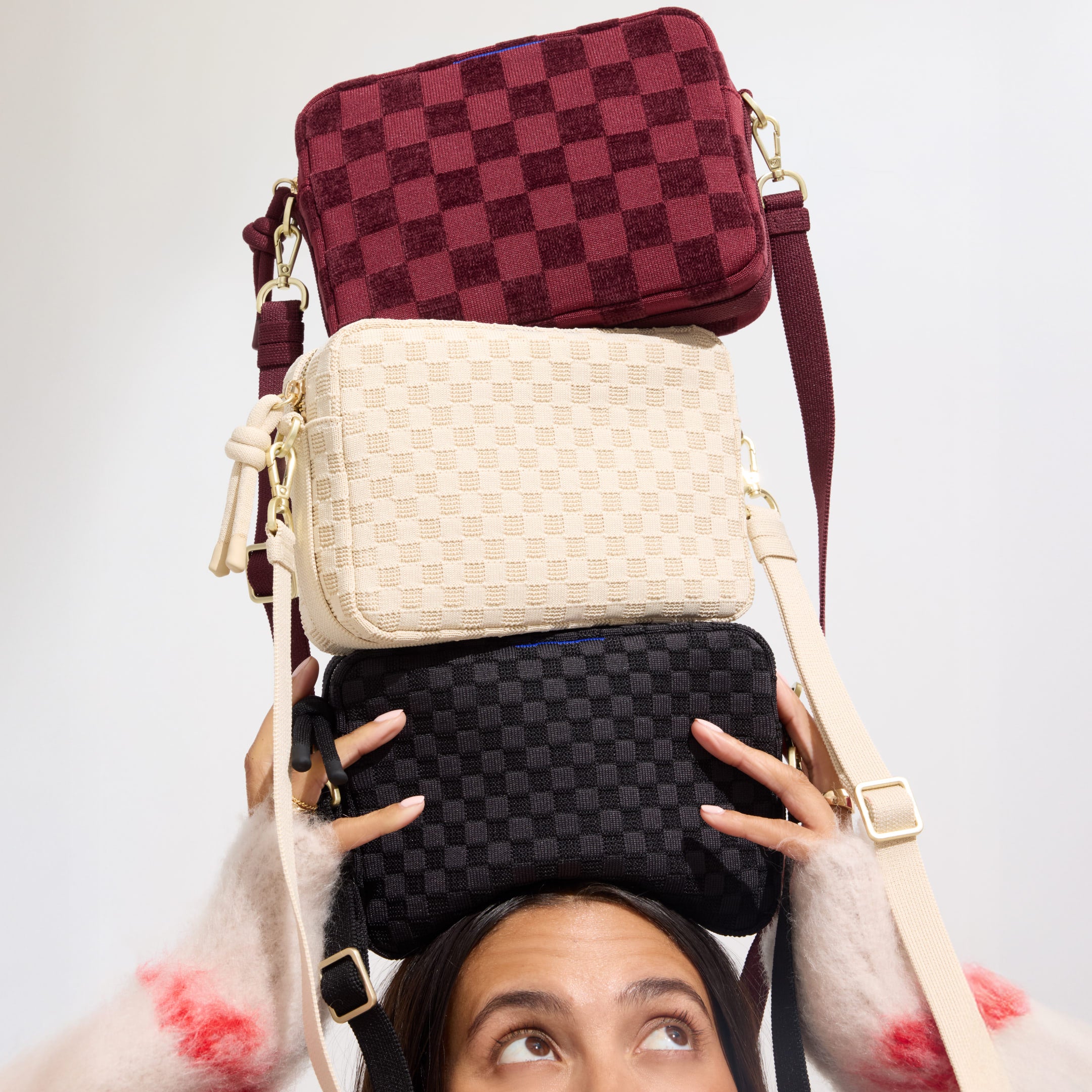 The Crossbody Camera Bag in Black Licorice Open-Knit | Rothy's