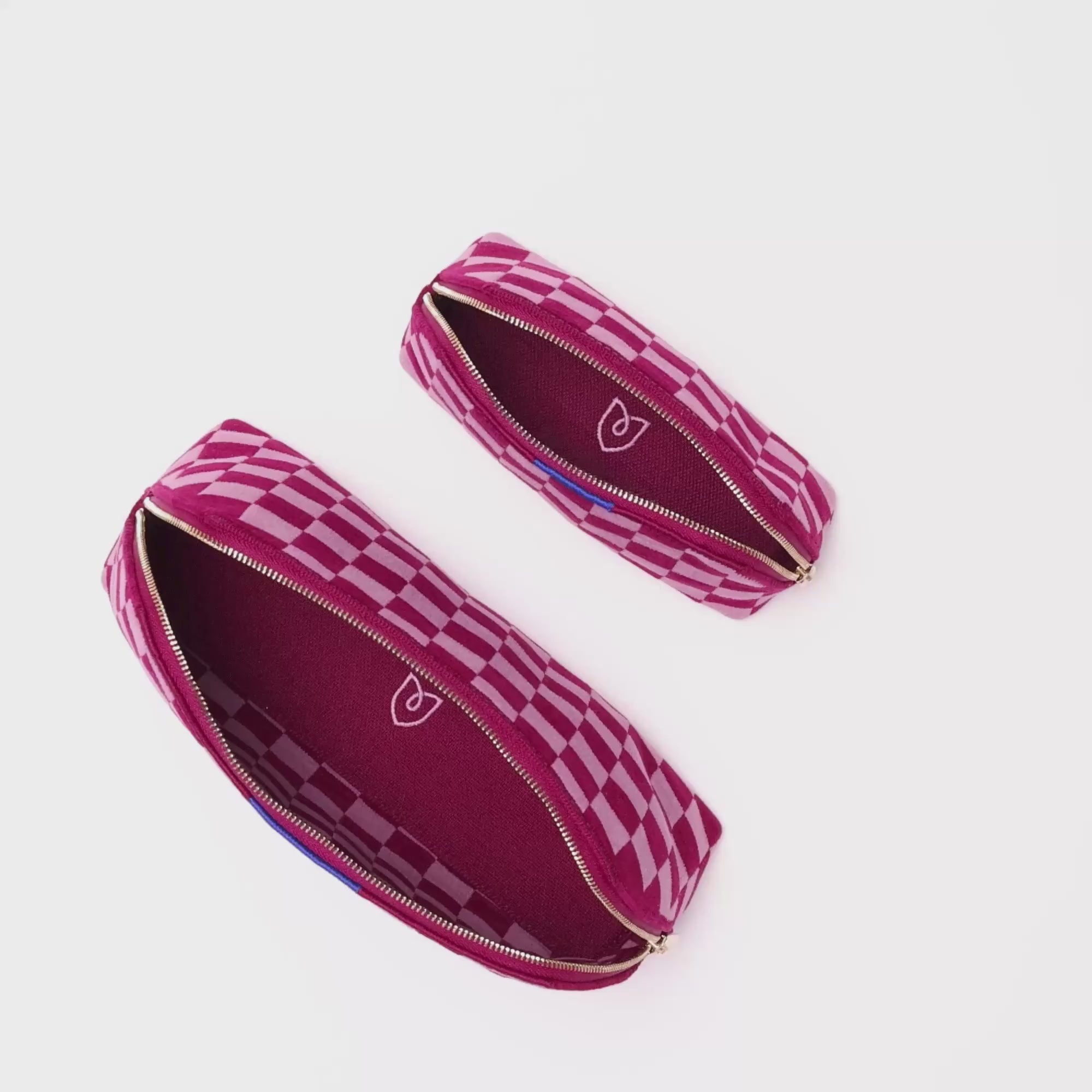 A video of The Vanity Set in ReVelvet Orchid being packed with cosmetic items.