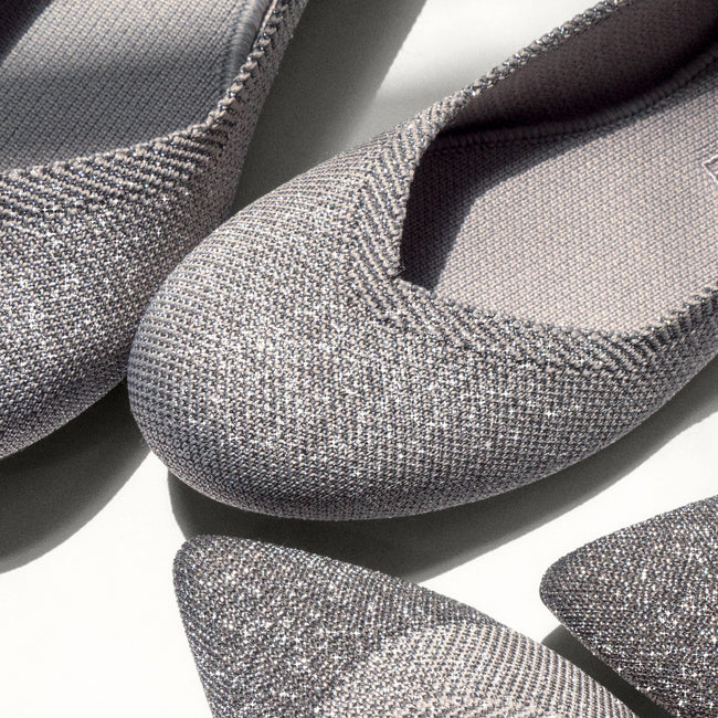 Close up of the toe of The Flat in Siilver Metallic.