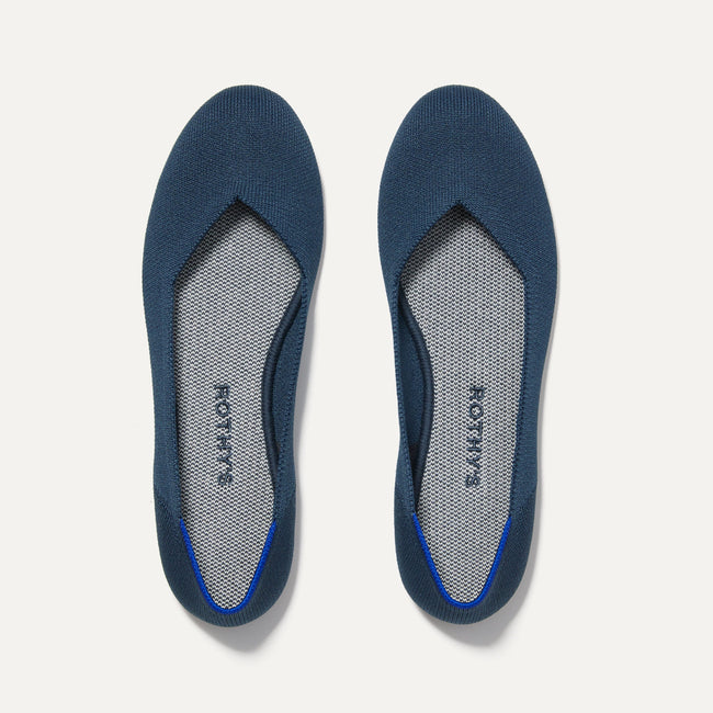 The Flat in Navy shown from the top. 