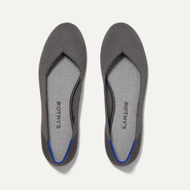 The Flat in Pebble Grey shown from the top. 