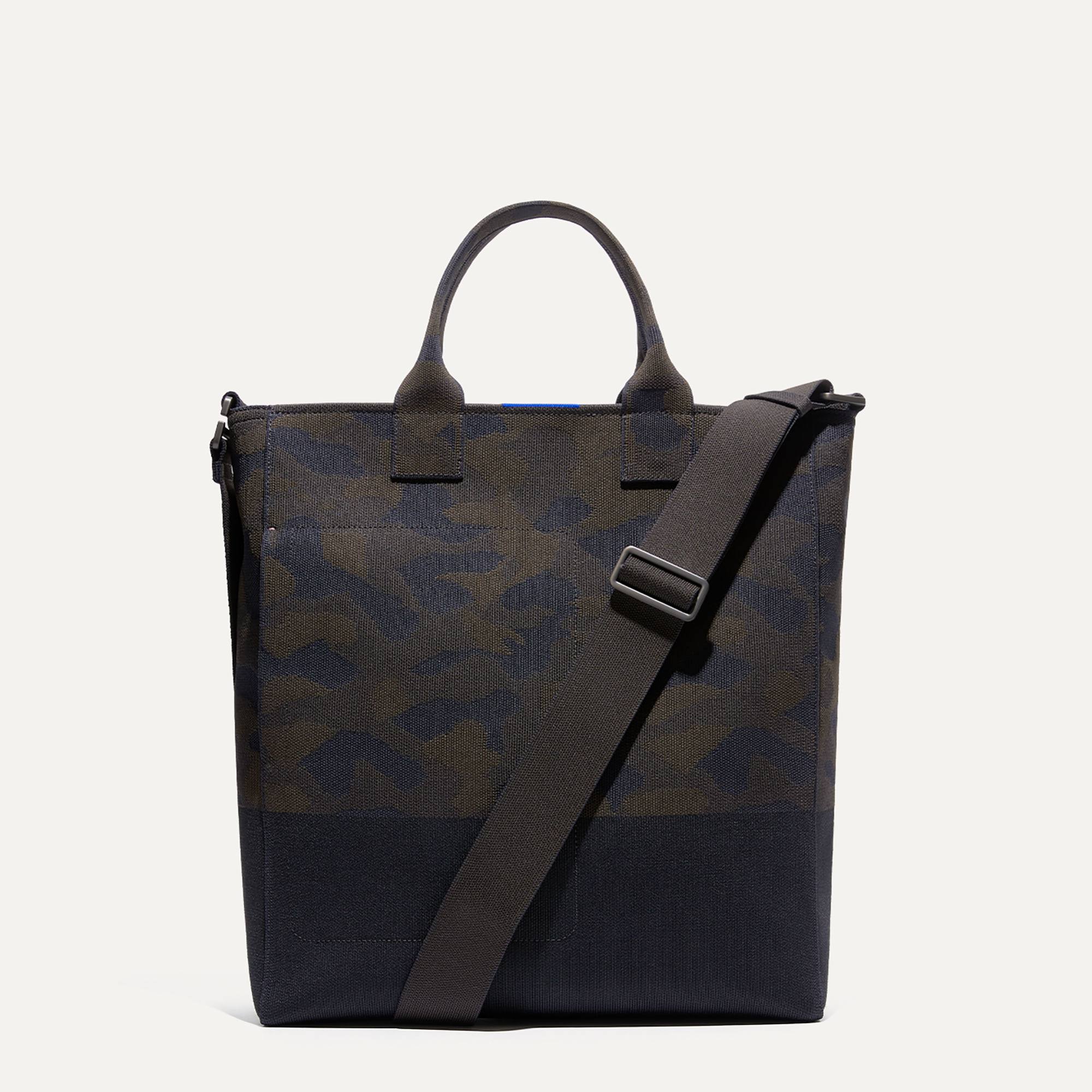 Carryall Woodland Camo