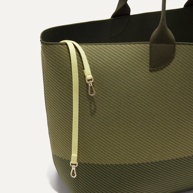 Rothy's - The Lightweight Mega Tote in Green