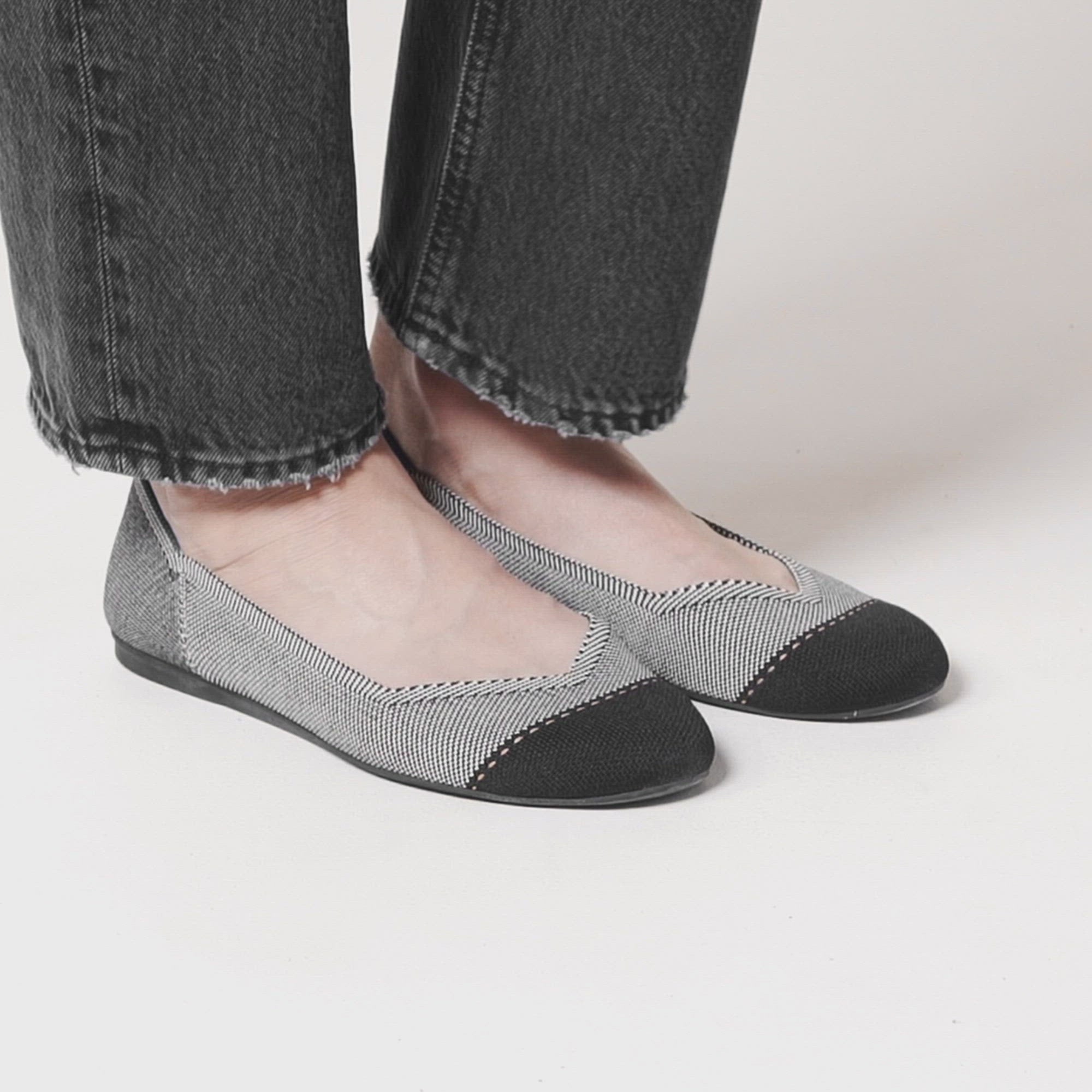 The Flat in Ecru, Women's Shoes